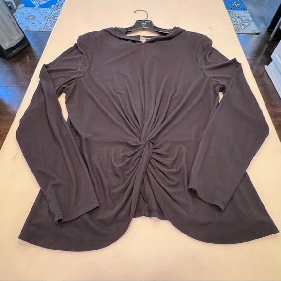 Sweaty Betty Tori Hooded Top Women's Size M Black  Twist Front Stretch - Picture 8 of 9